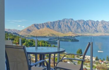 Harcourts Holiday Homes – Queenstown
9a Apartment on Von