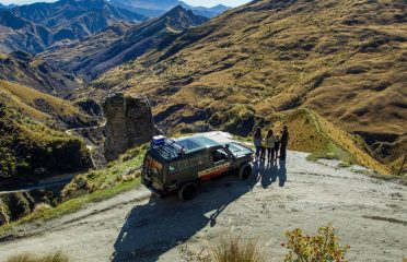 Nomad SafarisSkippers Canyon 4WD Adventure