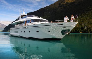 Pacific Jemm
Luxury Super Yacht – Queenstown