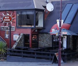 Red Rock Bar & Cafe