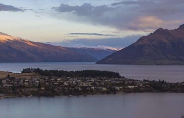 Amazing Accom
Mountain & Lake Views