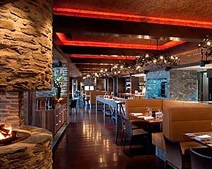 Hilton Queenstown Resort & Spa Cru Wine Bar & Lounge