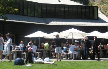 Cavells Cafe & Bar