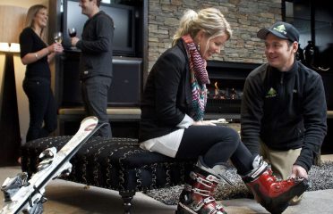 Snopro
Ski Hire Queenstown