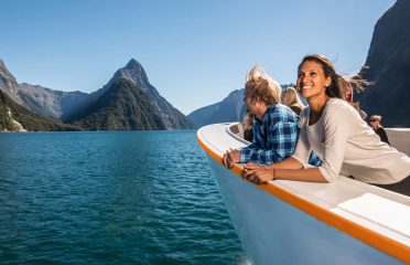 Go Orange
Milford Sound – Day Trip
