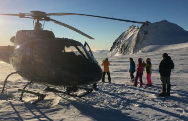 Alpine Heliski Ltd
3 Run Day Heli Ski Day