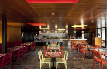 DoubleTree by Hilton Queenstown
Me&Mee Chinese Restaurant