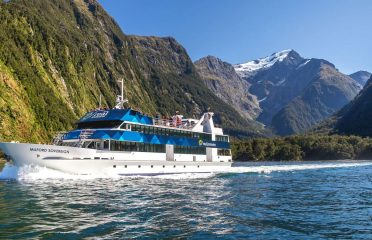 Real Journeys
Milford Sound Scenic Cruises