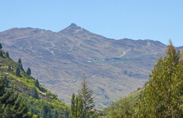 Coronet View
B&B