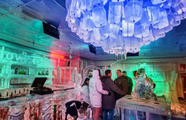 Watertight
Below Zero Ice Bar